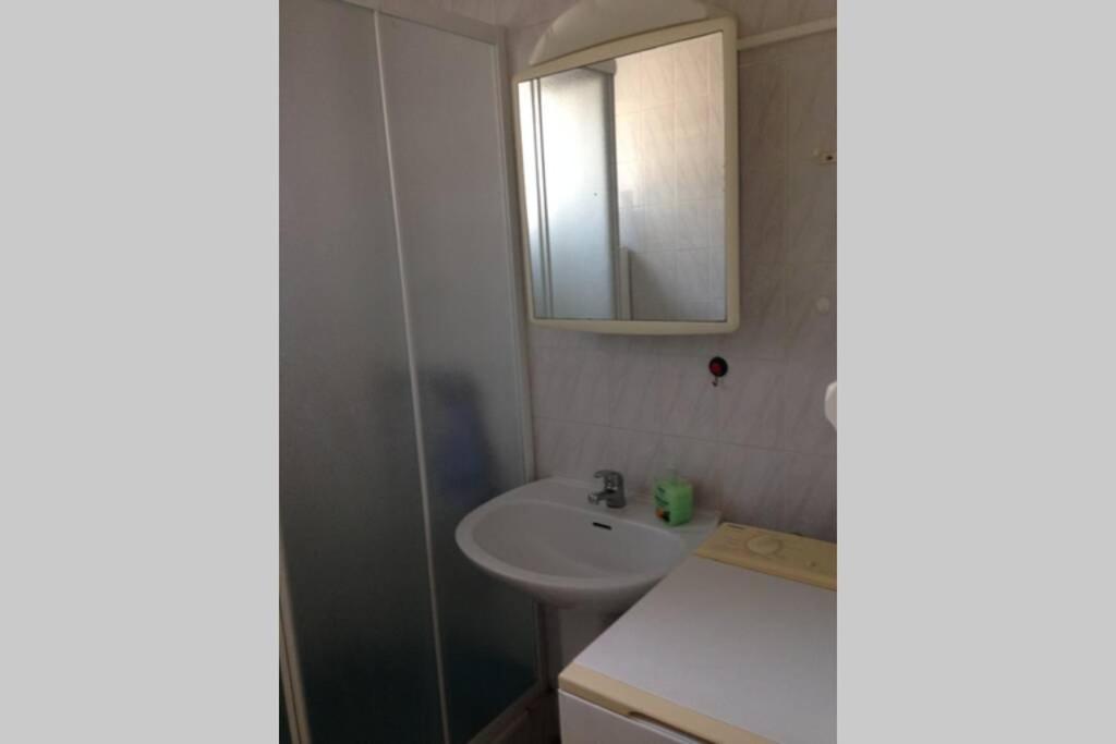 فلوري Apt Climatise T3 Saint Pierre La Mer, Terrasse, Jardin Et Parking Prive المظهر الخارجي الصورة